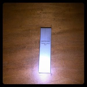 Amway artistry Luxury Eye cream travel size